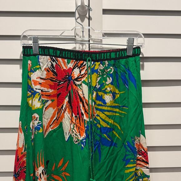 FreeMarket by Flying Tomato NWOT Green Floral Maxi Skirt in 100% Rayon. - Picture 4 of 11